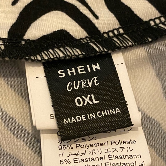 Monochrome Animal Print Skirt - Picture 3 of 4